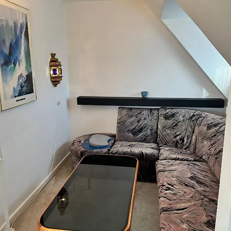 Appartement Fuer 5 Personen Mit Gartennutzung - Messezimmer Hanovre