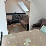 Fuer 5 Personen Mit Gartennutzung - Messezimmer