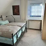 Apartament Fuer 5 Personen Mit Gartennutzung - Messezimmer Hanower