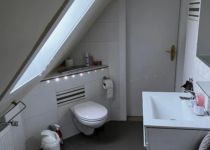 Apartman Fuer 5 Personen Mit Gartennutzung - Messezimmer *