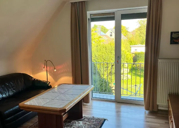 Fuer 5 Personen Mit Gartennutzung - Messezimmer