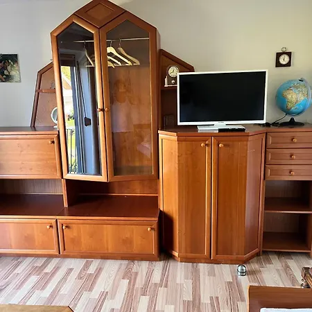 Fuer 5 Personen Mit Gartennutzung - Messezimmer * Hanower